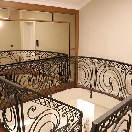 Отель Monun Boutique