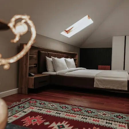 Monun Boutique Отель 3*