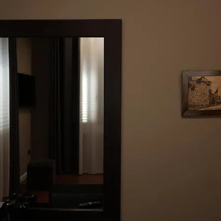 Monun Boutique تيرانا