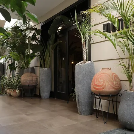 Monun Boutique 3*